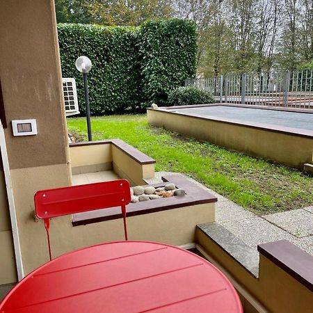 33 Borgo Ticino Lux Free Parking & Private Garden Apartment Pavia Luaran gambar