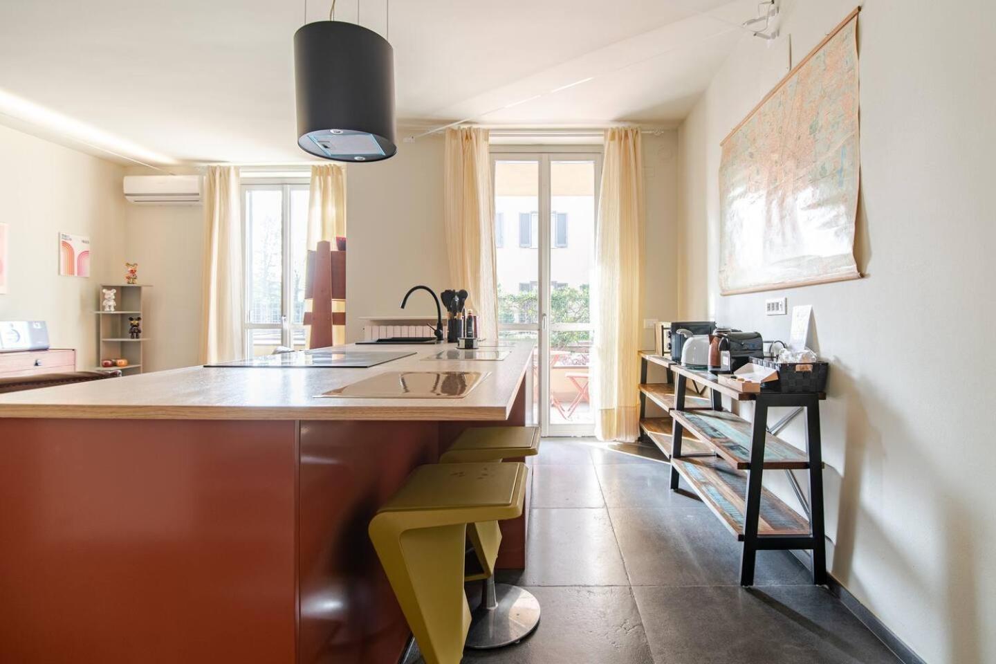 33 Borgo Ticino Lux Free Parking & Private Garden Apartment Pavia Luaran gambar