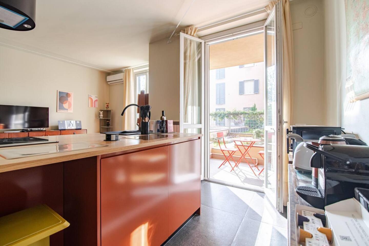 33 Borgo Ticino Lux Free Parking & Private Garden Apartment Pavia Luaran gambar